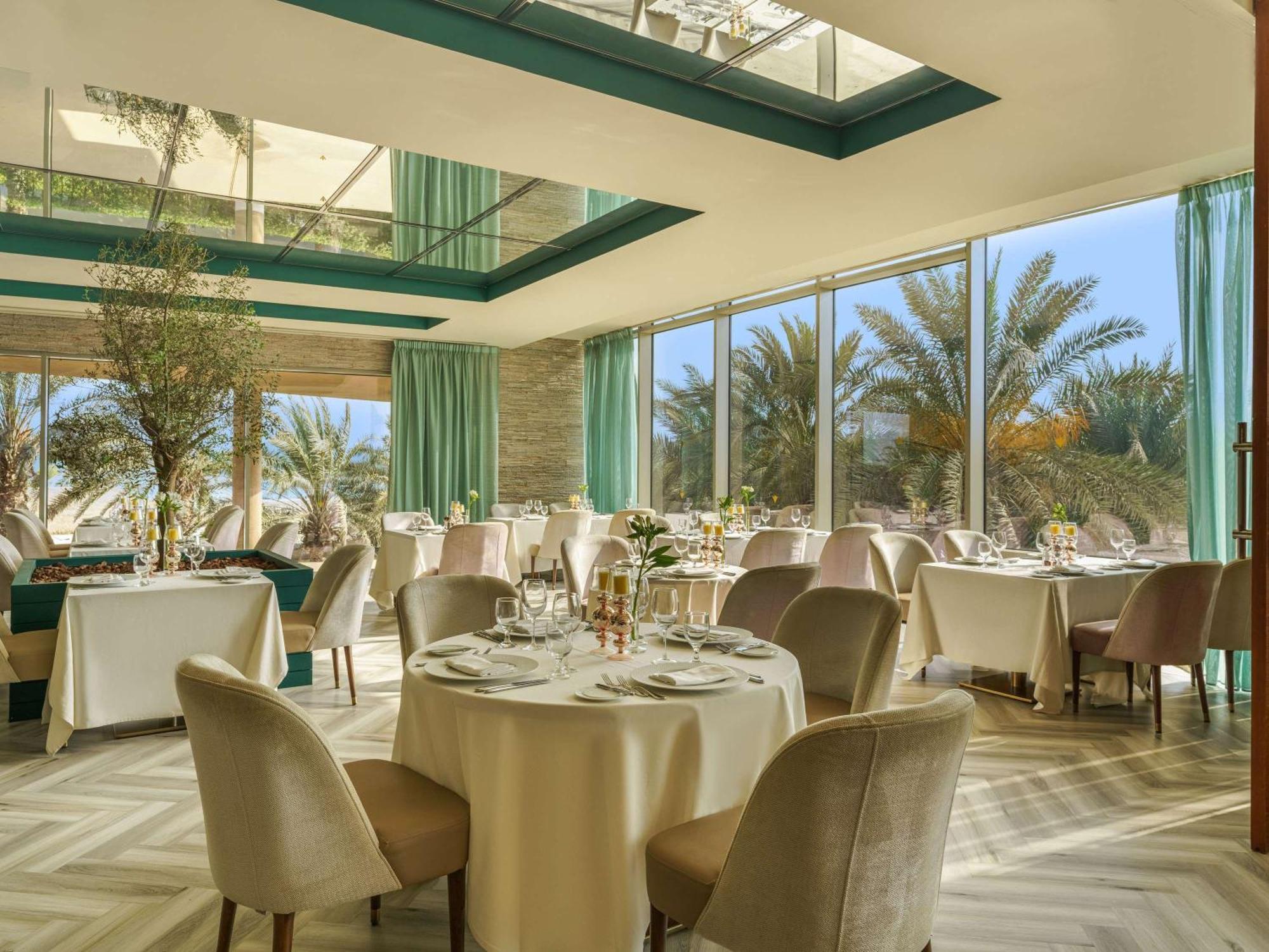Rixos The Palm Hotel & Suites Dubai Exterior photo