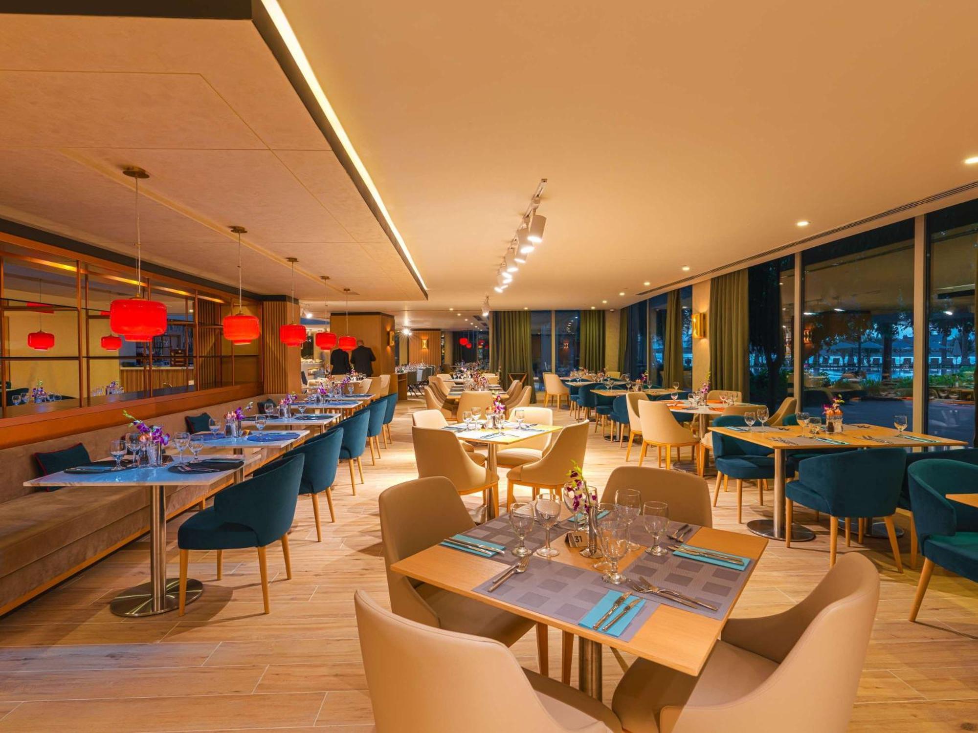 Rixos The Palm Hotel & Suites Dubai Exterior photo