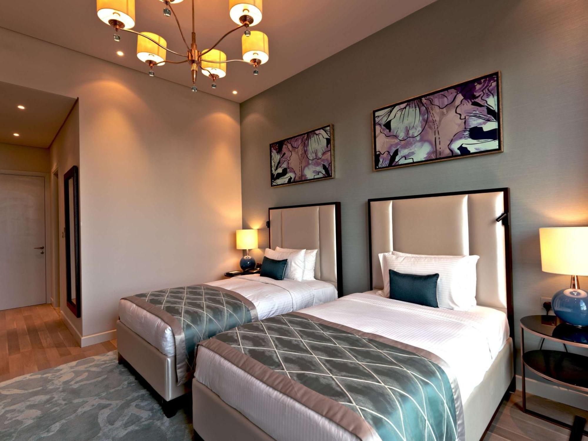 Rixos The Palm Hotel & Suites Dubai Exterior photo