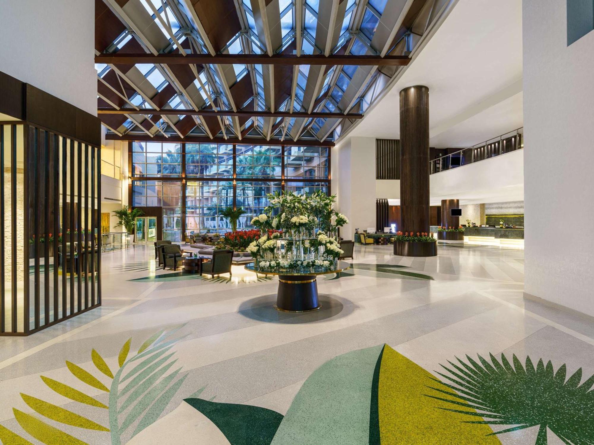 Rixos The Palm Hotel & Suites Dubai Exterior photo