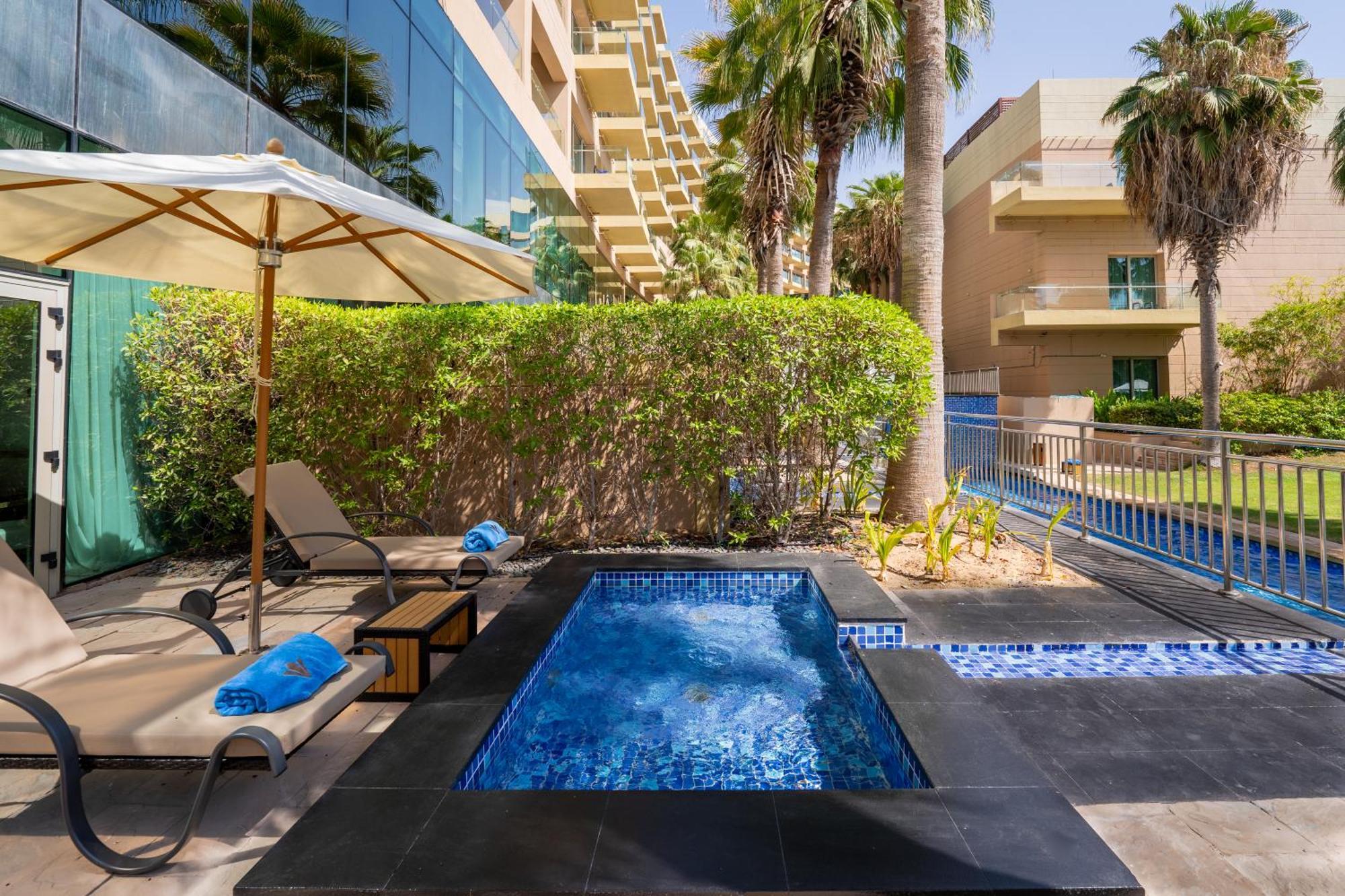 Rixos The Palm Hotel & Suites Dubai Exterior photo